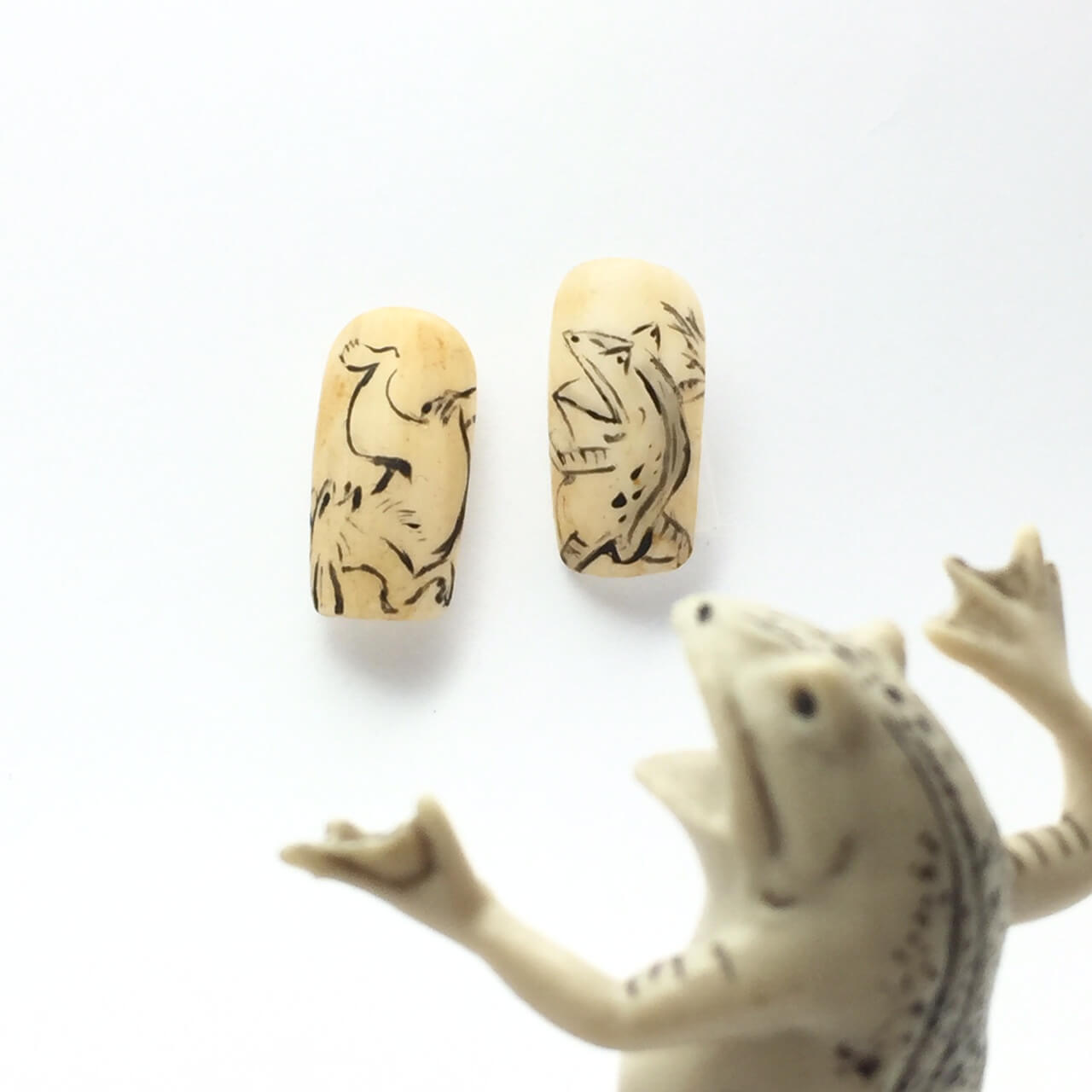 【鳥獣人物戯画ネイル】カエルとウサギ
